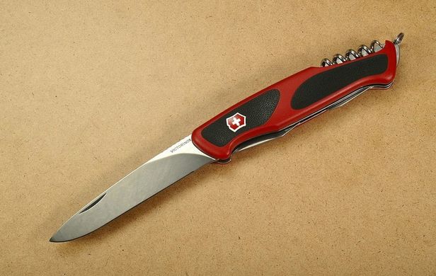 Швейцарський розкладний ніж Victorinox Rangergrip 68 (130мм 11 функцій) червоний (0.9553.С)