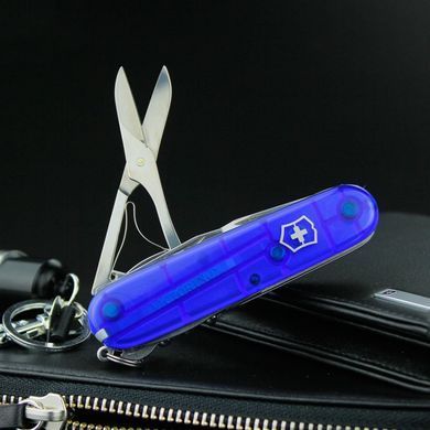 Швейцарський розкладний ніж Victorinox Huntsman (91мм 15 функцій) синій прозорий (1.3713.Т2)