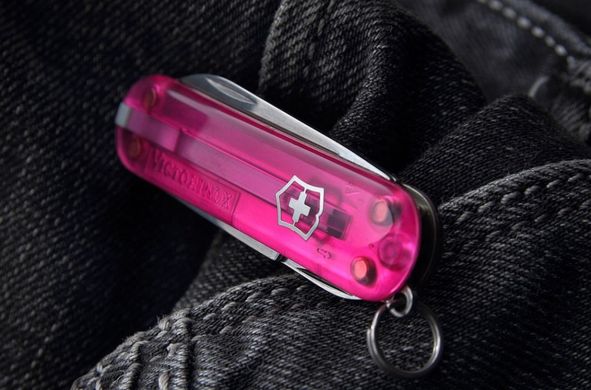 Швейцарский складной нож Victorinox Classic (58мм 7 функций) розовый прозрачный (0.6203.T5)