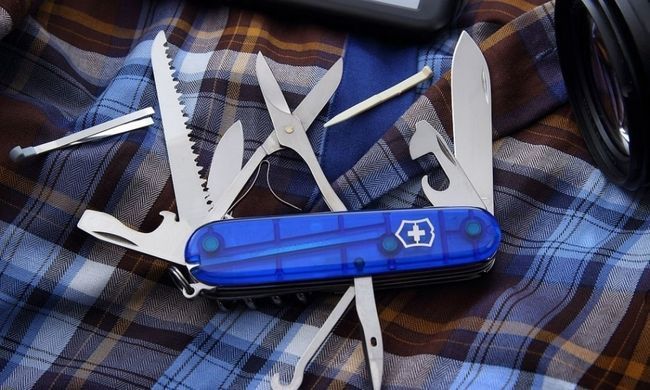 Швейцарський розкладний ніж Victorinox Huntsman (91мм 15 функцій) синій прозорий (1.3713.Т2)