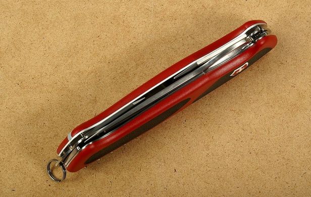 Швейцарский складной нож Victorinox Rangergrip 61 (130мм 11 функций) красный (0.9553.МС)