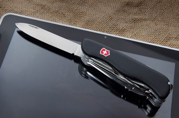 Швейцарский складной нож Victorinox Workchamp (111мм 21 функций) черный (0.9064.3)