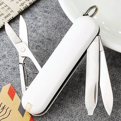 Швейцарський розкладний ніж Victorinox Classic The Gift (58мм 7 функцій) білий 0.6223.857