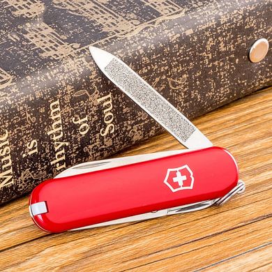 Швейцарський розкладний ніж Victorinox Classic (58мм 7 функцій) червоний (0.6203)