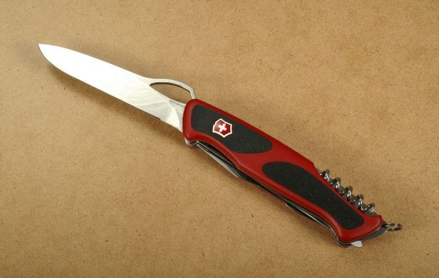 Швейцарский складной нож Victorinox Rangergrip 79 (130мм 12 функций) красно-черный (0.9563.МС)