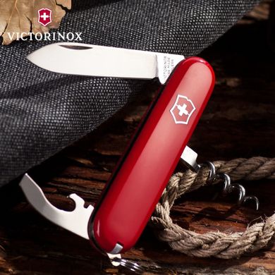 Швейцарский складной нож Victorinox Waiter (84мм 9 функций) красный (0.3303)